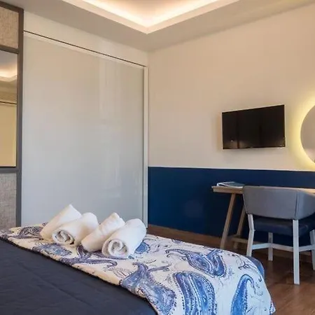 Lägenhet In With Pool *