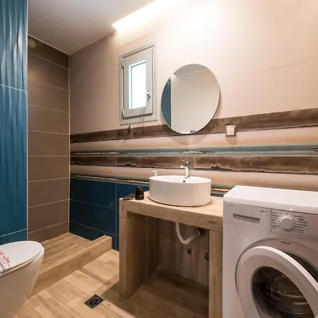 In With Pool Apartamento
